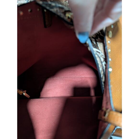 Steve Madden Tote with matching snakeskin bag - Pink/Red Suede Interior - Picture 7 of 16